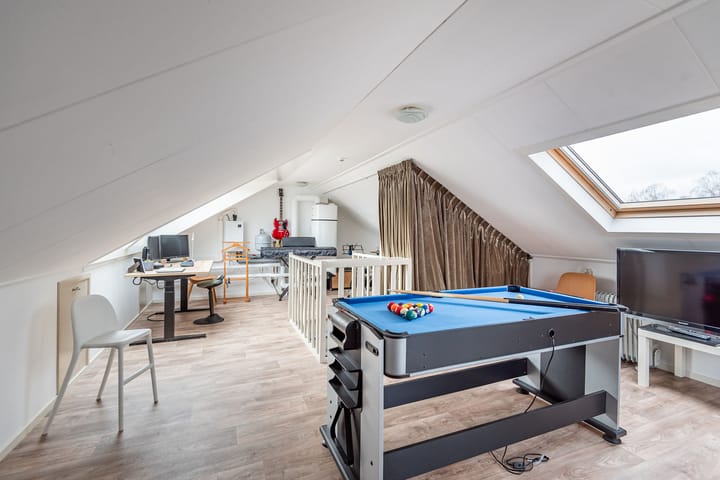 Foto 42 van Brederostraat 10