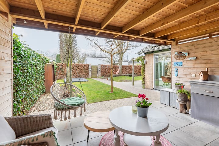 Foto 49 van Brederostraat 10