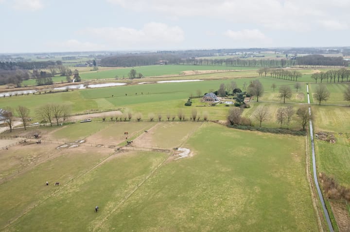 Foto 58 van Brederostraat 10