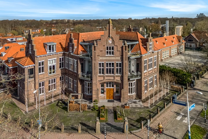 Photo 1 of Johan Messchaertstraat 1-E