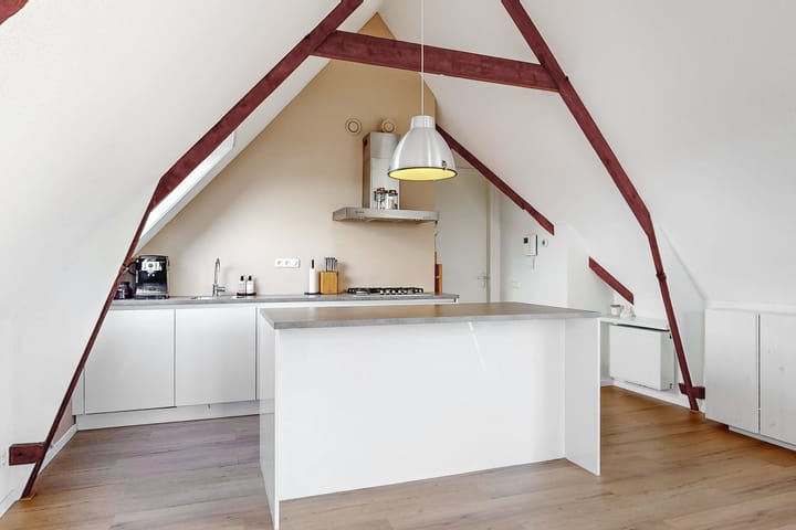 Foto 8 van Johan Messchaertstraat 1-E