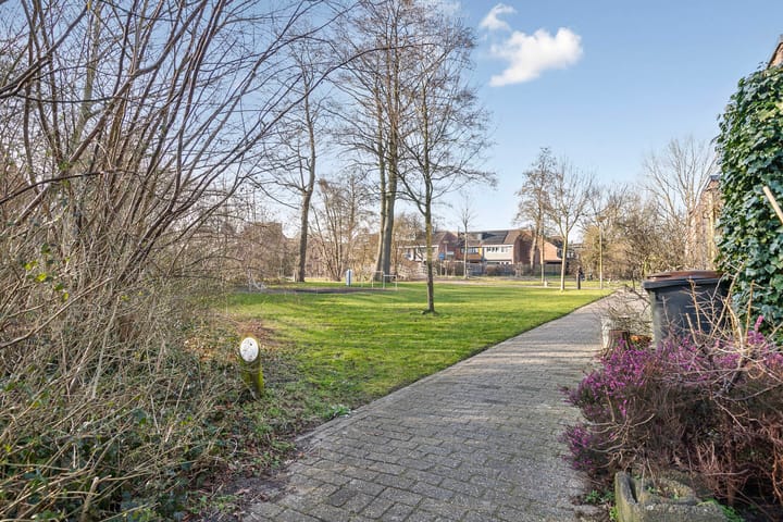 Foto 31 van Klaproos 12