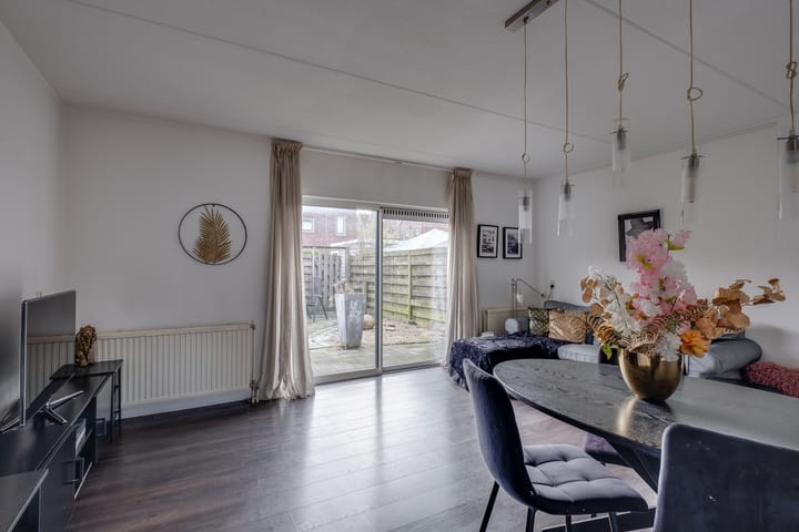 Foto 16 van Tuinstraatje 4