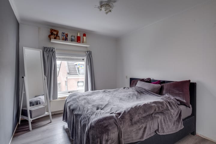 Foto 25 van Tuinstraatje 4