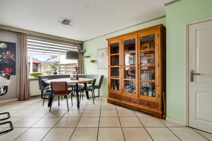 Foto 8 van Tromplaan 6