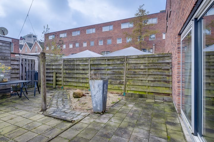 Foto 31 van Tuinstraatje 4