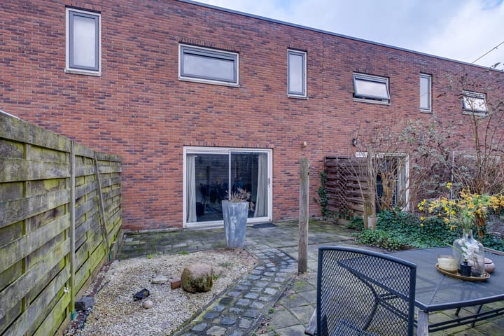 Foto 33 van Tuinstraatje 4