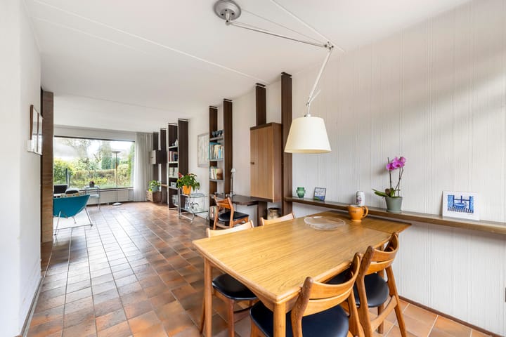 Foto 13 van van Almondeweg 50