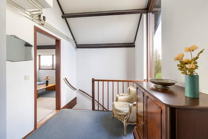 Foto 24 van van Almondeweg 50