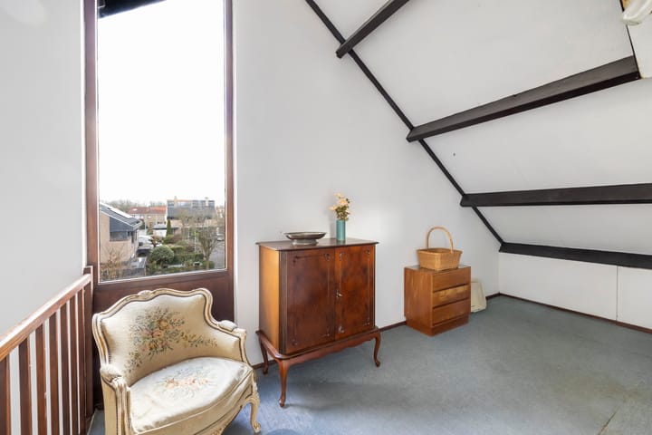 Foto 25 van van Almondeweg 50