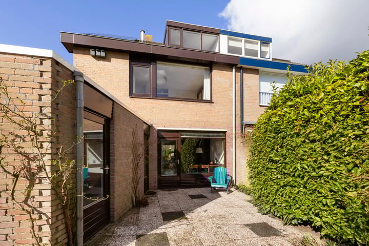 Foto 32 van van Almondeweg 50