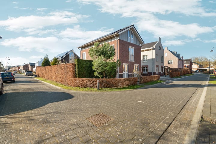 Foto 6 van Kalander 38