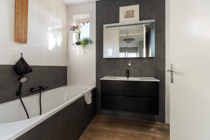 Foto 44 van Kalander 38