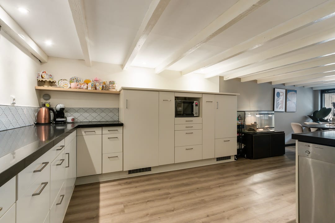 Foto 16 van Floresstraat 44