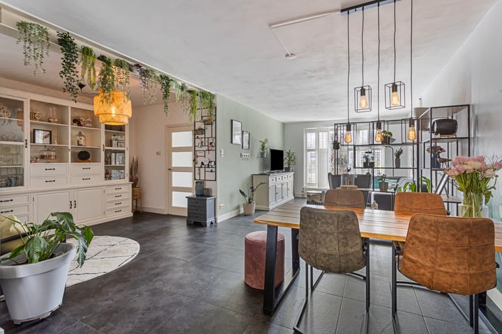 Foto 18 van Dokter Dagevosstraat 28