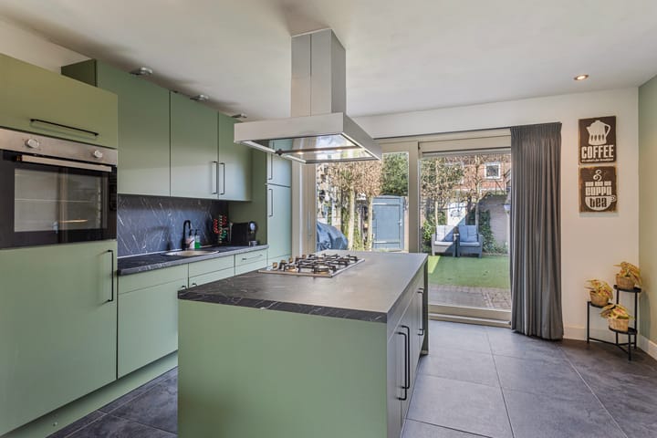 Foto 21 van Dokter Dagevosstraat 28