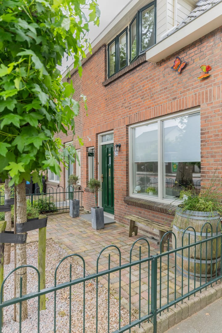 Photo 5 of Koninginneweg 210