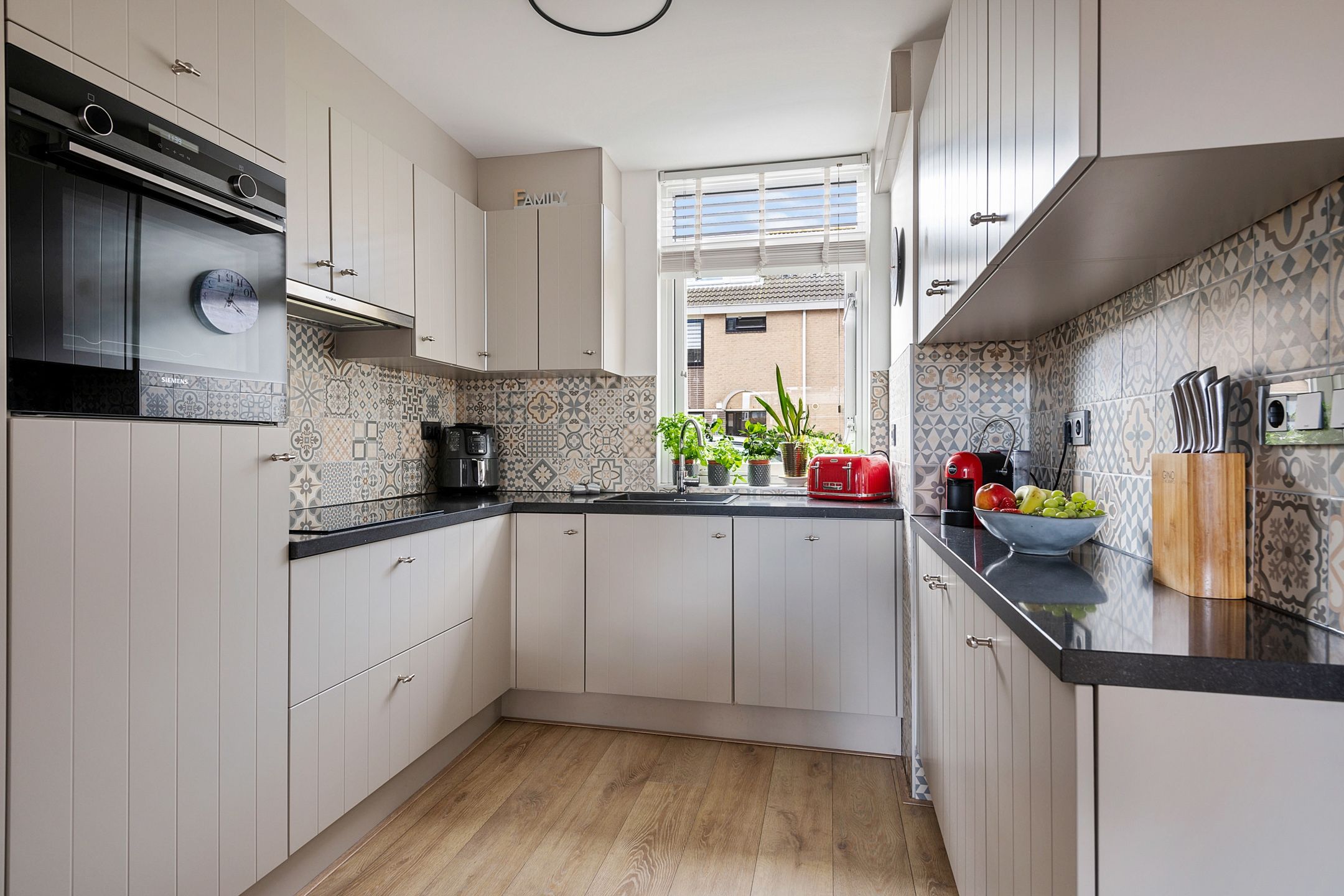 Photo 6 of Ontvanger Schoutenstraat 3