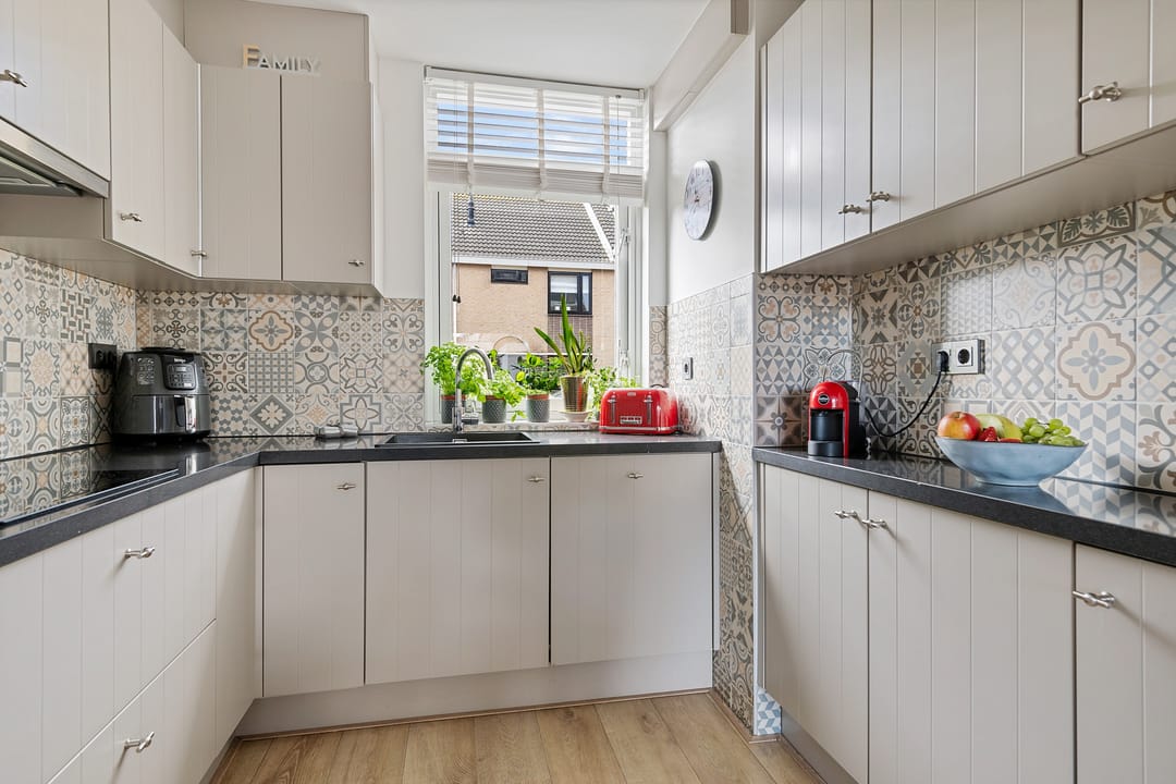 Photo 8 of Ontvanger Schoutenstraat 3