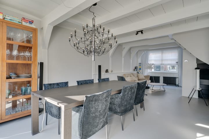 Foto 9 van Rechtestraat 25