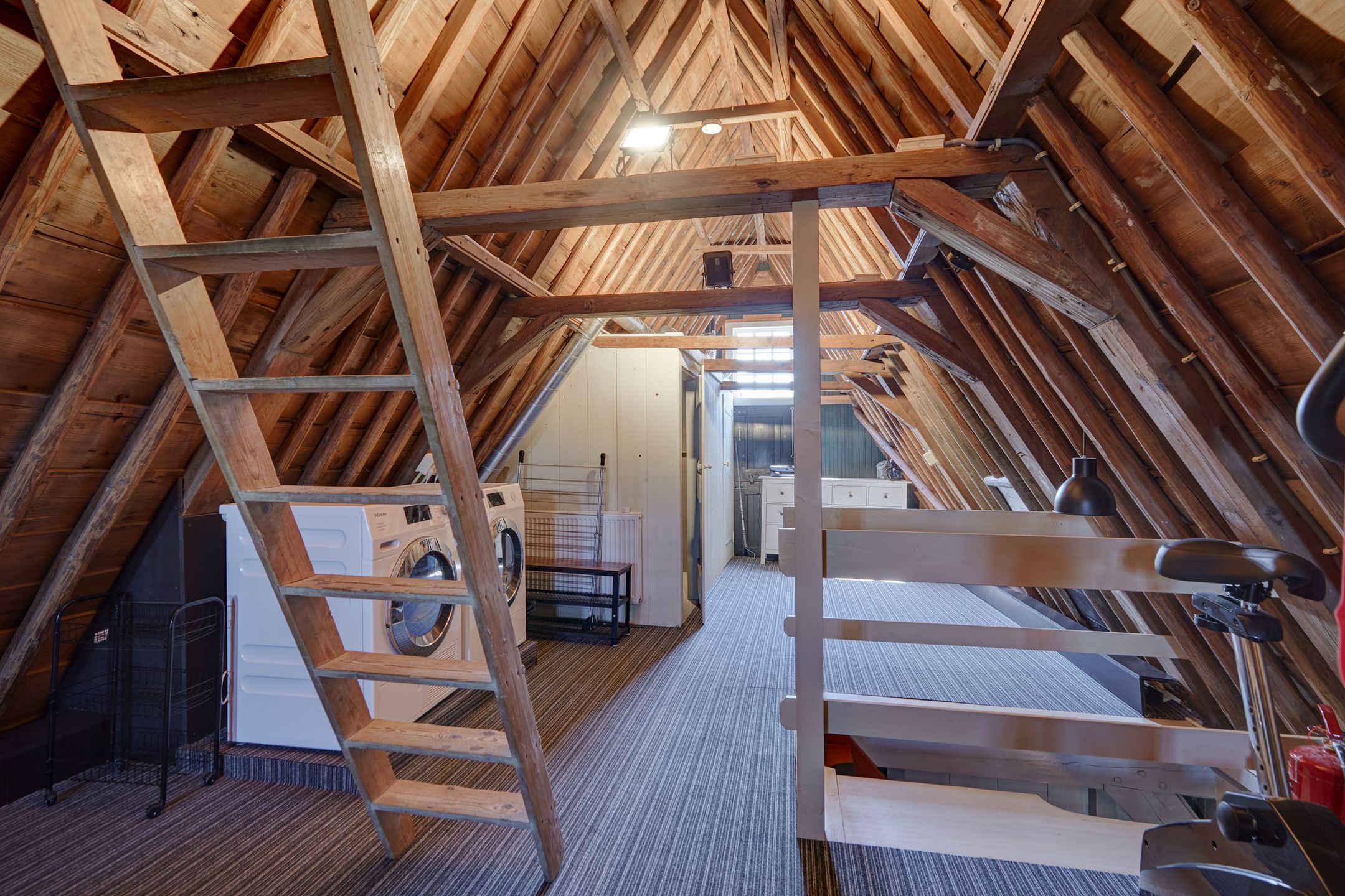 Foto 24 van Rechtestraat 25