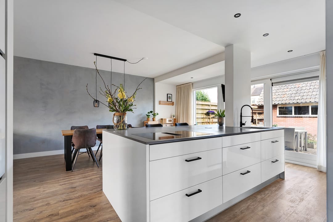 Foto 2 van Nieuwe Uitleg 8