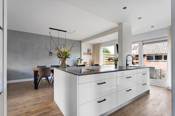 Foto 2 van Nieuwe Uitleg 8