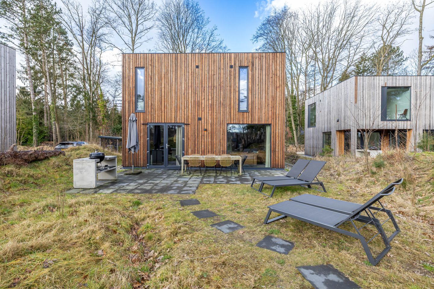 Foto 10 van Schipborgerweg 19-24