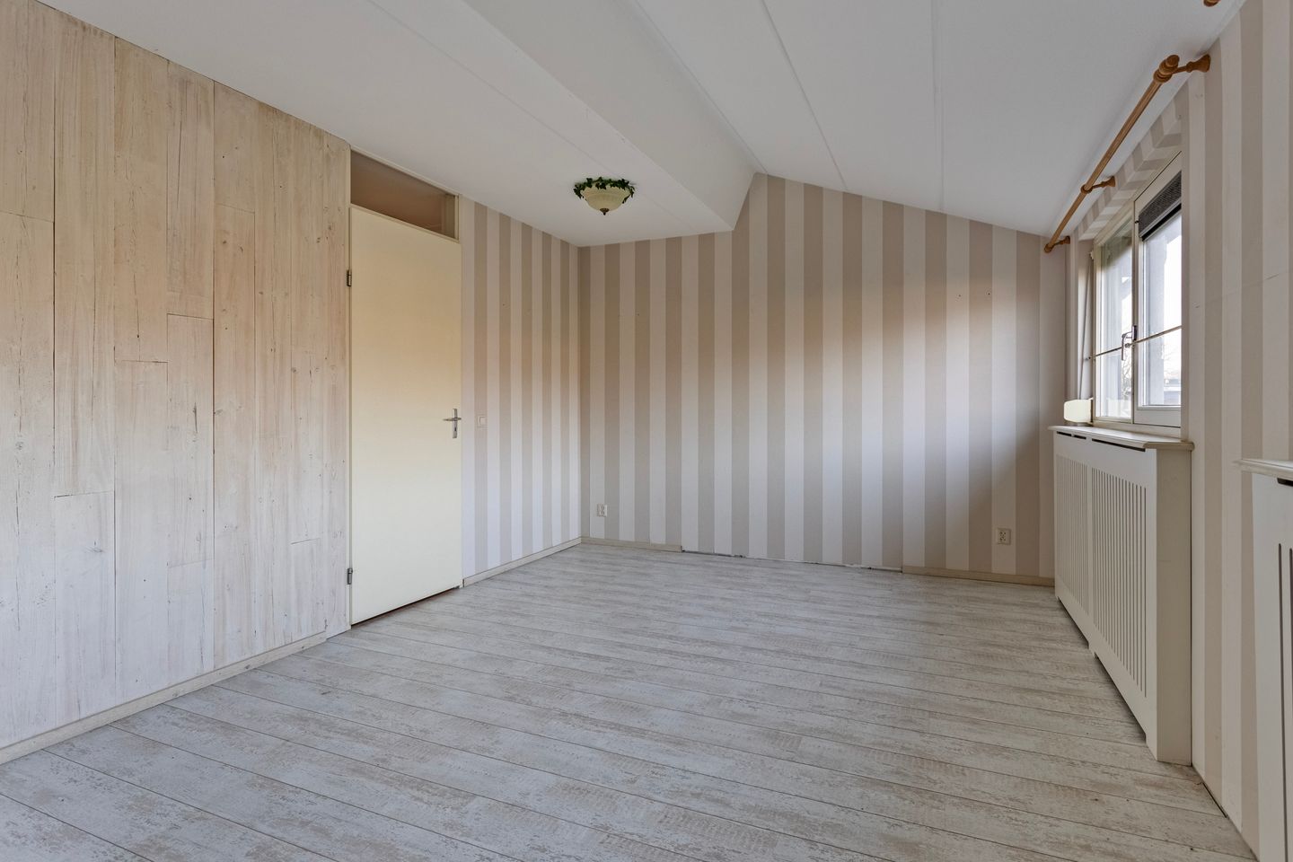 Foto 14 van Helenahoeve 10