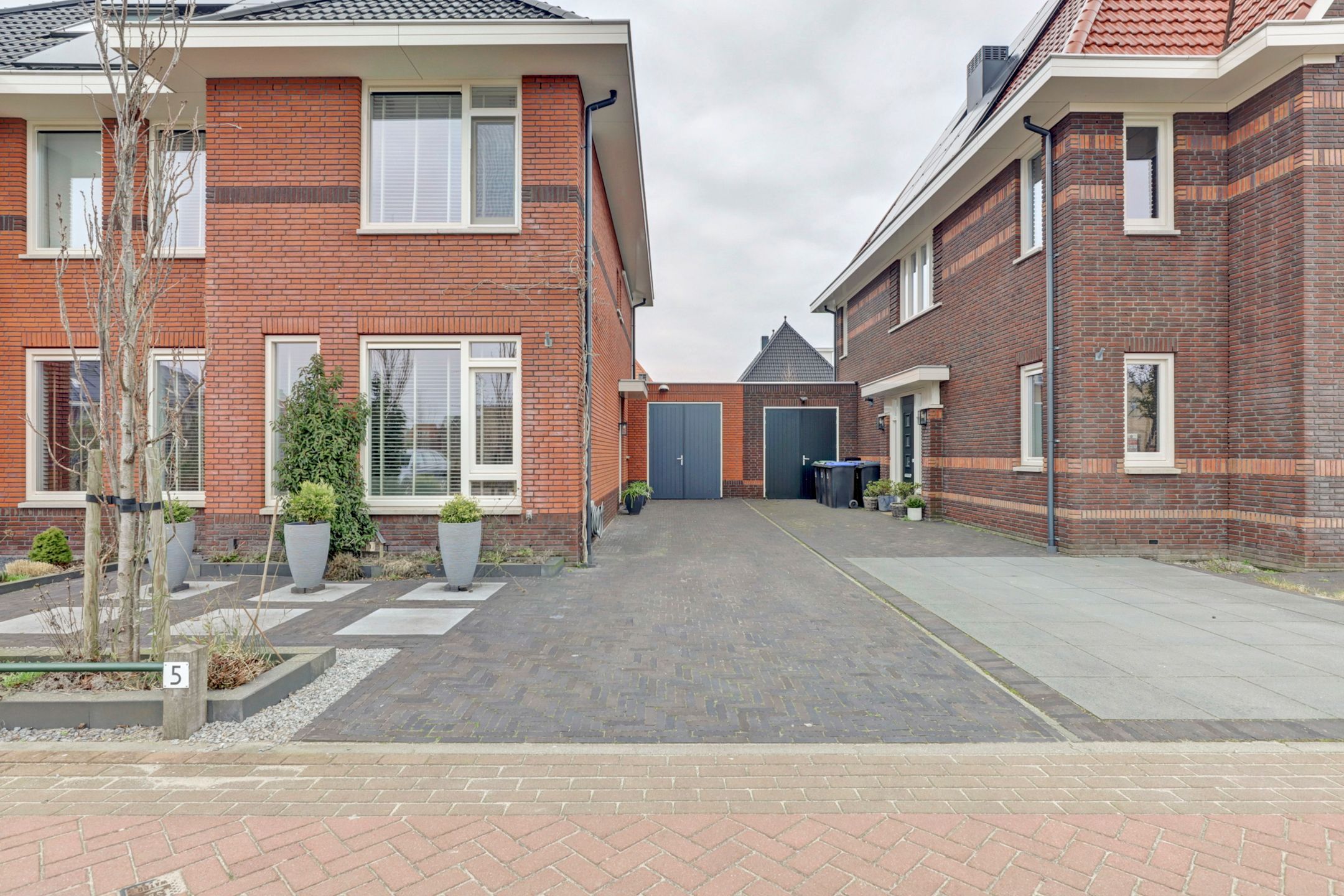 Foto 6 van Rogier van Otterloostraat 5