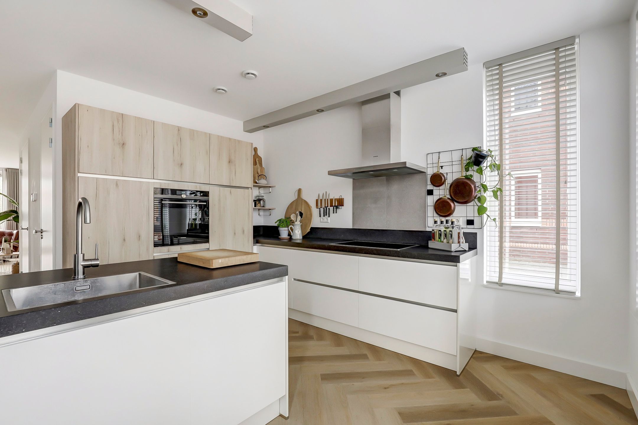 Foto 18 van Rogier van Otterloostraat 5