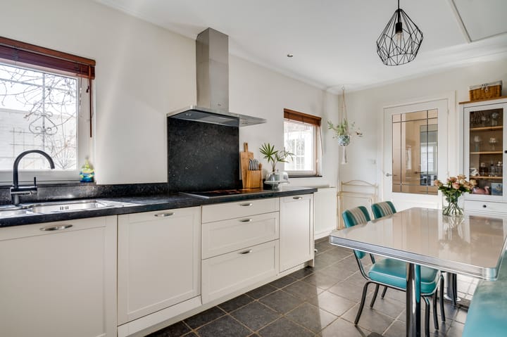 Photo 3 of Koningin Julianastraat 8