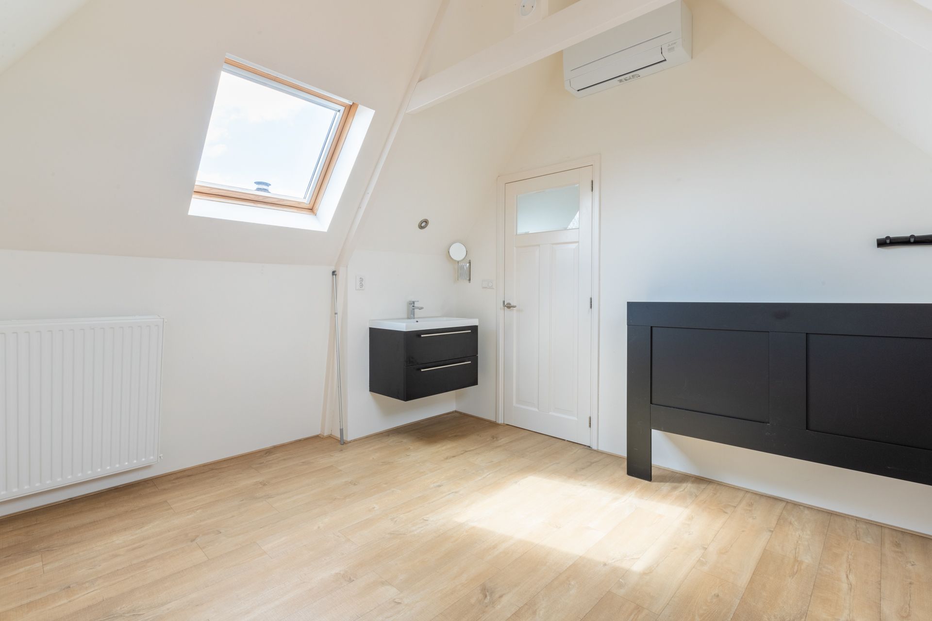 Photo 33 of Nieuwpoortslaan 142