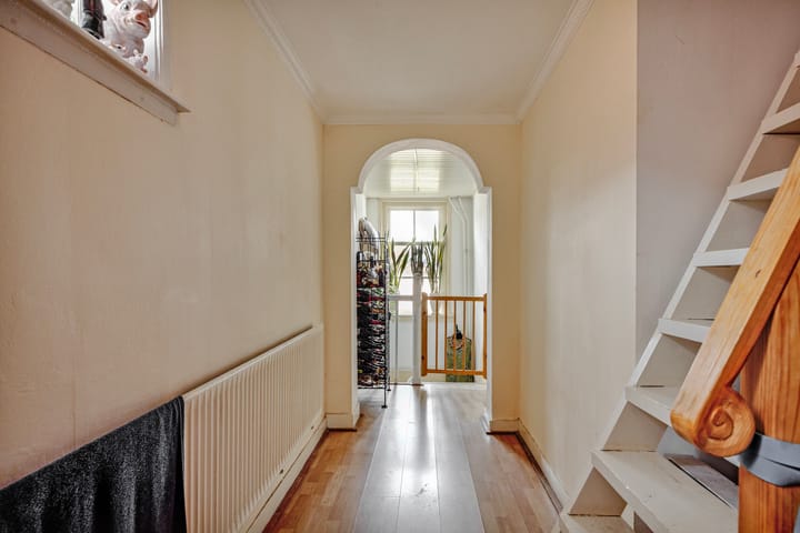 Photo 18 of Voorstraat 6