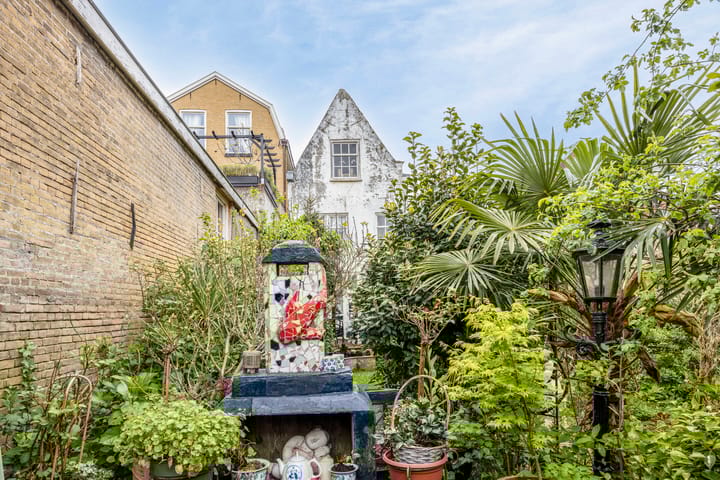 Photo 31 of Voorstraat 6