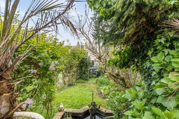 Photo 34 of Voorstraat 6