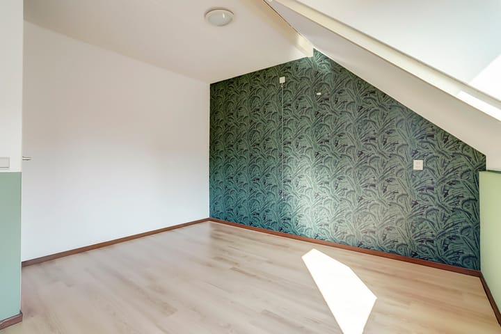 Foto 22 van van Heinsbergstraat 13