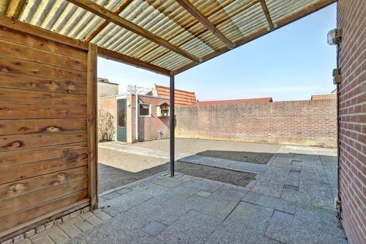 Foto 37 van van Heinsbergstraat 13