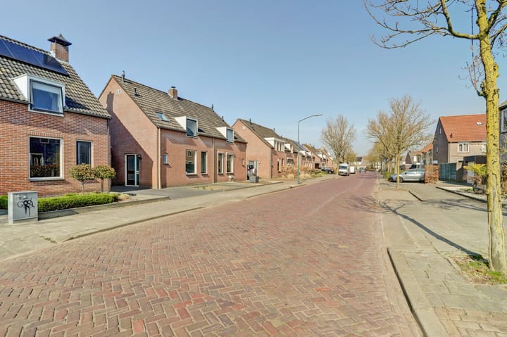 Foto 46 van van Heinsbergstraat 13