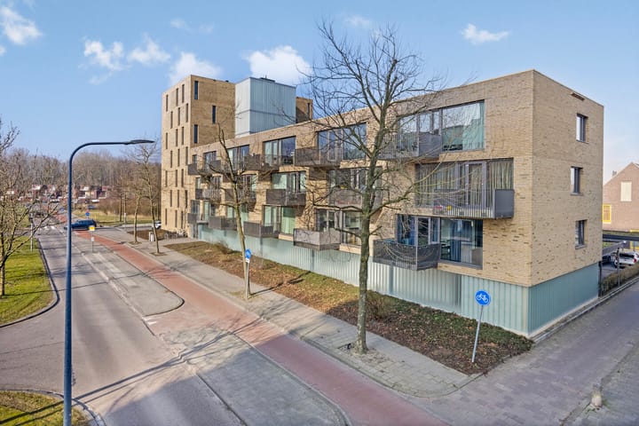 Photo 3 of Siersteenlaan 363