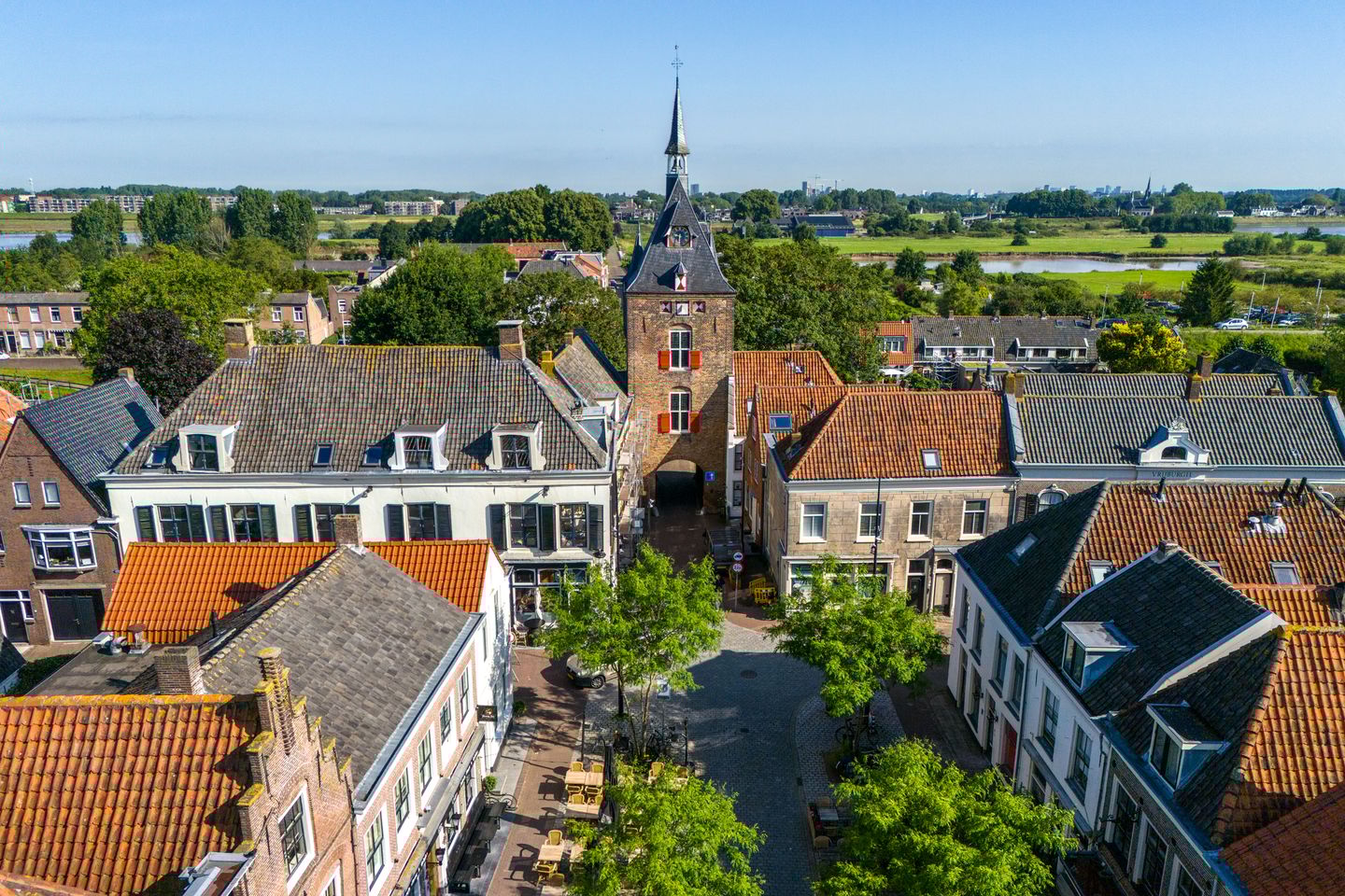 Foto 79 van Voorstraat 25-B