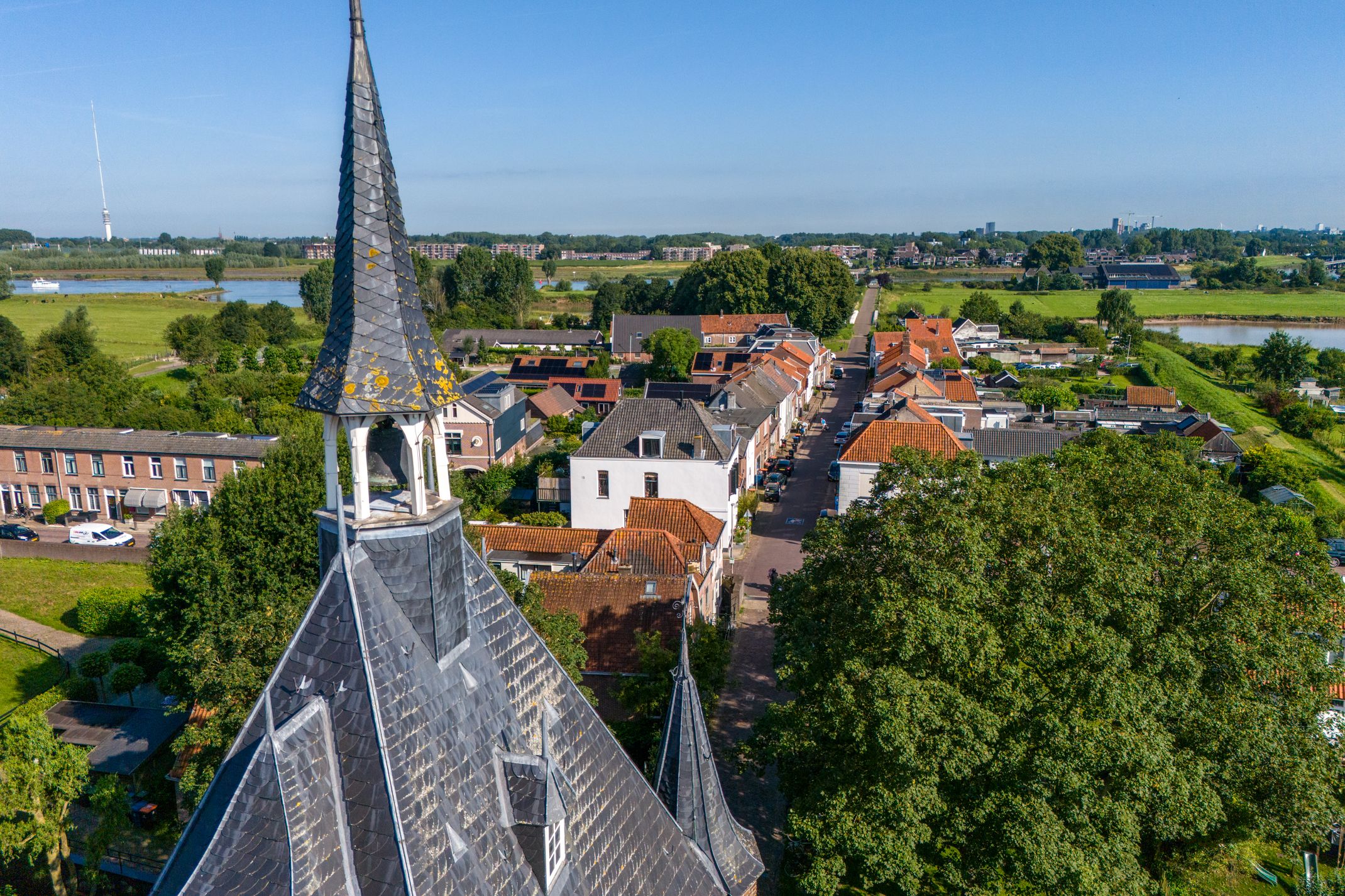 Foto 81 van Voorstraat 25-B