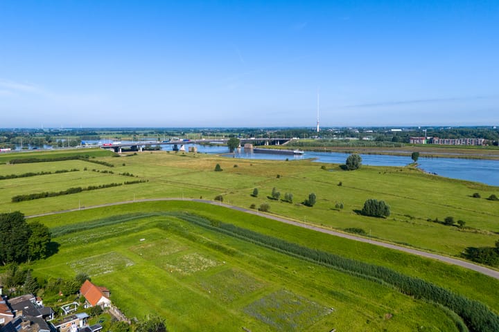 Foto 83 van Voorstraat 25-B