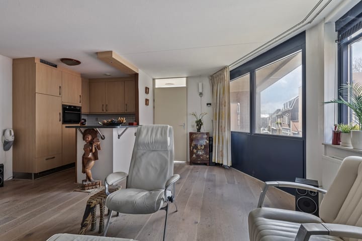 Foto 9 van Damstraat 84