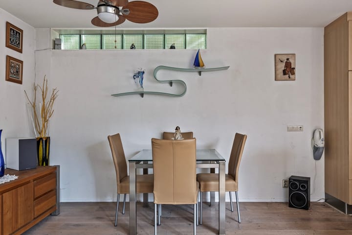 Foto 11 van Damstraat 84