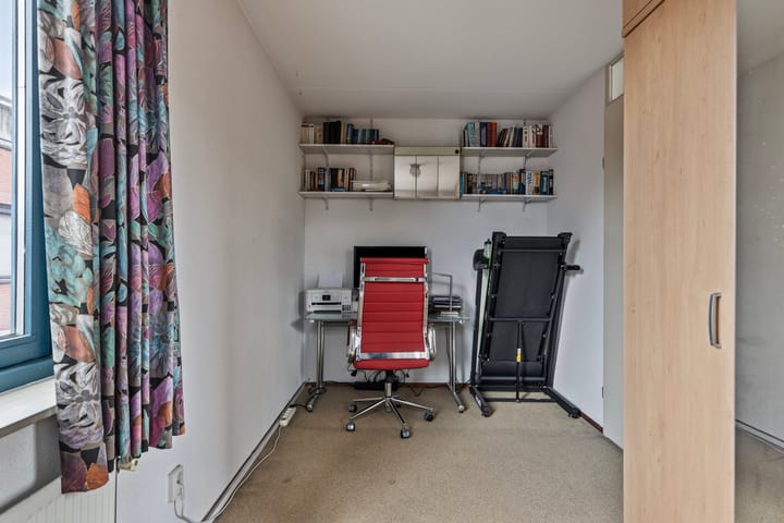 Foto 16 van Damstraat 84