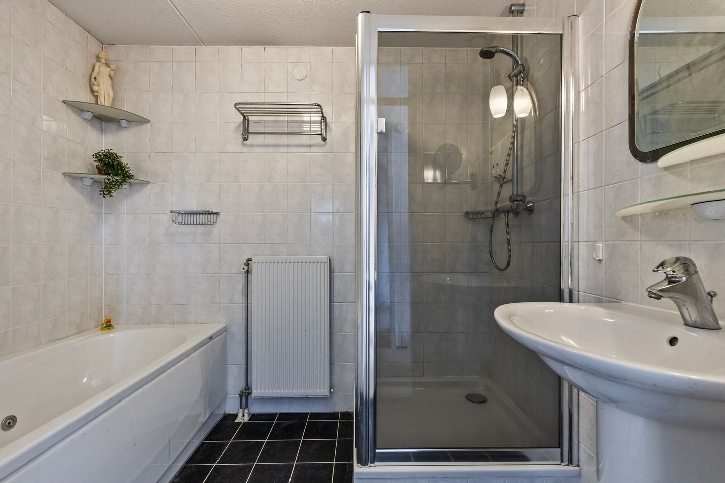 Foto 19 van Damstraat 84