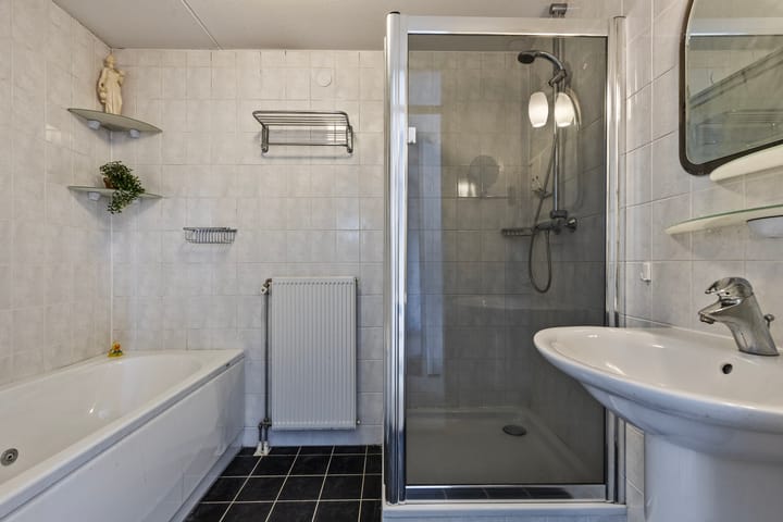 Foto 19 van Damstraat 84