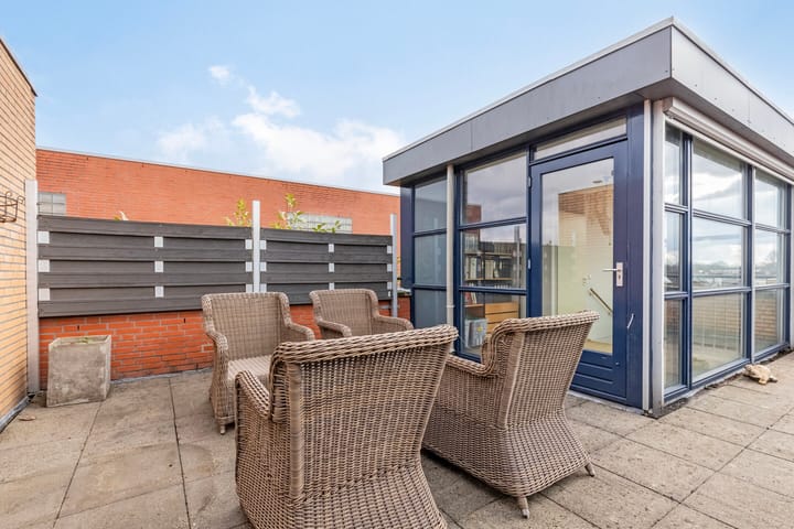 Foto 25 van Damstraat 84