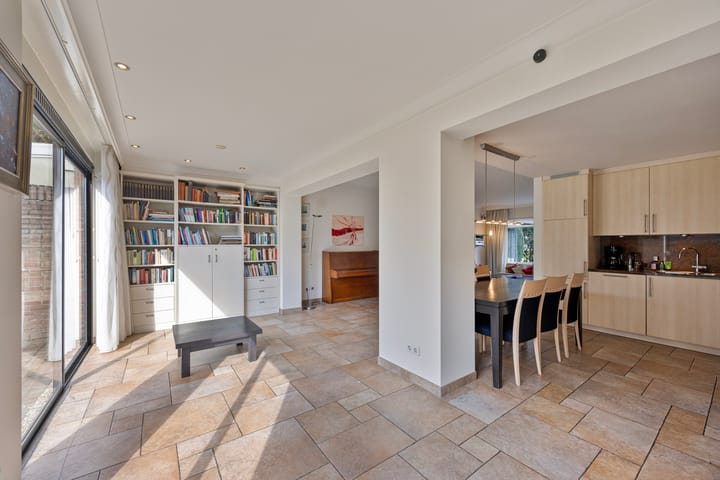 Foto 11 van van Duijnhovenstraat 11